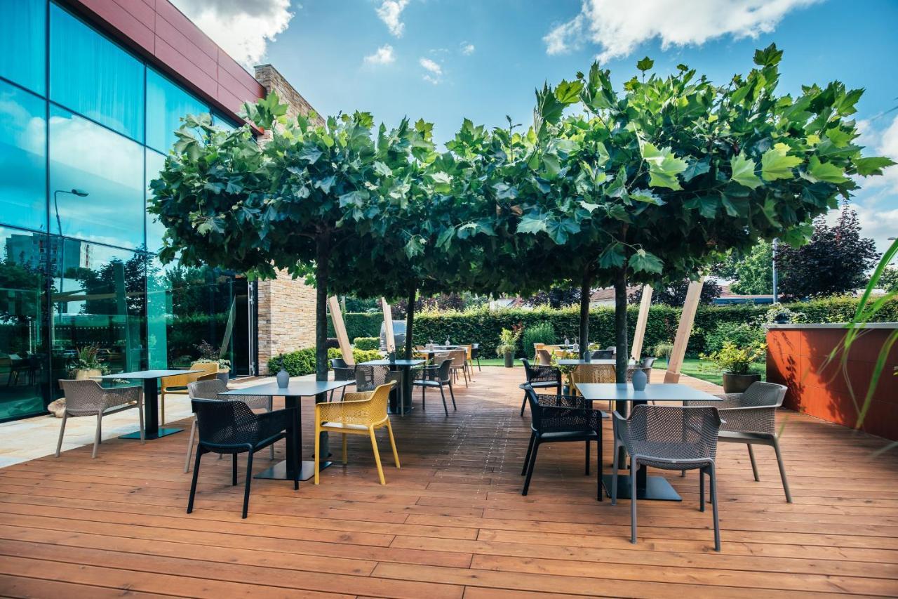 Pierre Hotel Παρντούμπιτσε Εξωτερικό φωτογραφία